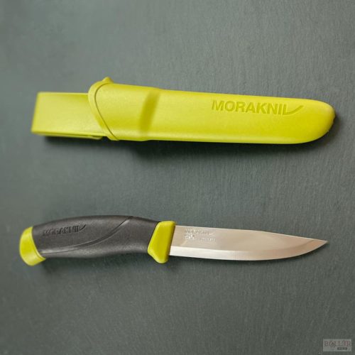 Morakniv Companion kis kés övre akasztható tokkal (Zöld)